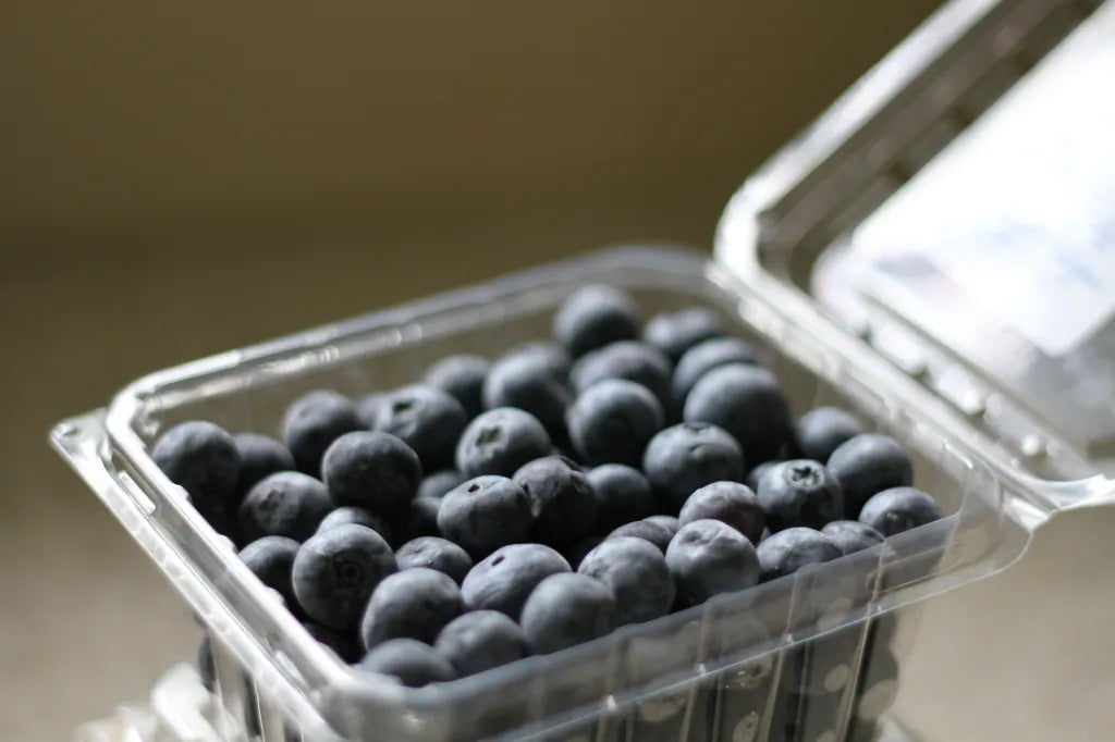 Clamshell Punnets with Hinged Vented Lids